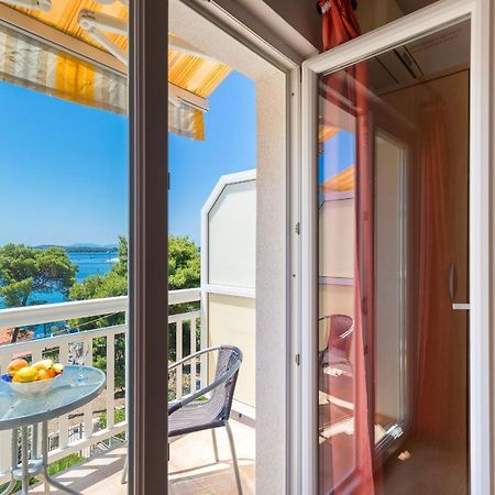 Sunny Days "Sara" - Zf Hvar Hvar Town Exterior foto